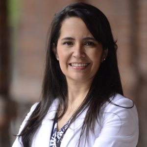 Dra. Alejandra Caqueo Urízar