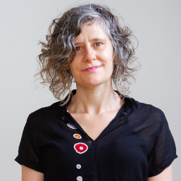 Dra. Fernanda Stang