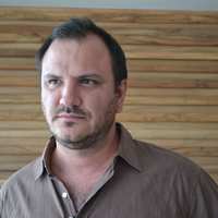 Dr. Eduardo Domenech