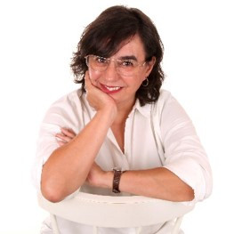 Dra. María Lois