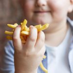 Obesidad infantil: padres deben estar atentos al estado emocional de sus hijos