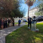 UTarapacá inauguró monolito en conmemoración a los 80 años del premio Nobel de Literatura de Gabriela Mistral